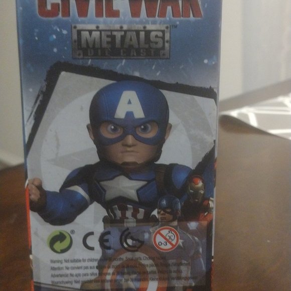Captain America Metal Die Cast - Picture 3 of 4